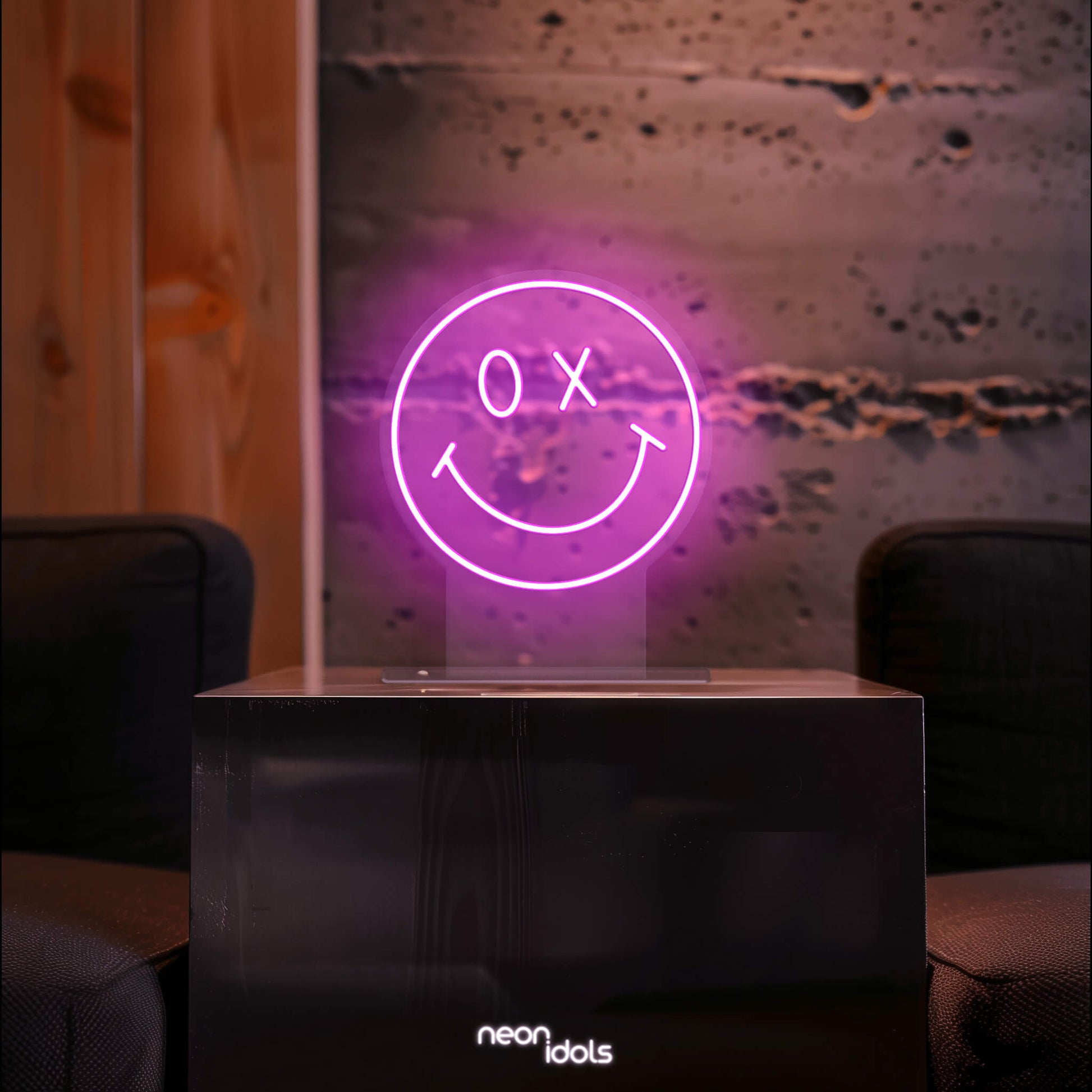 HappyGlow - Neonidols