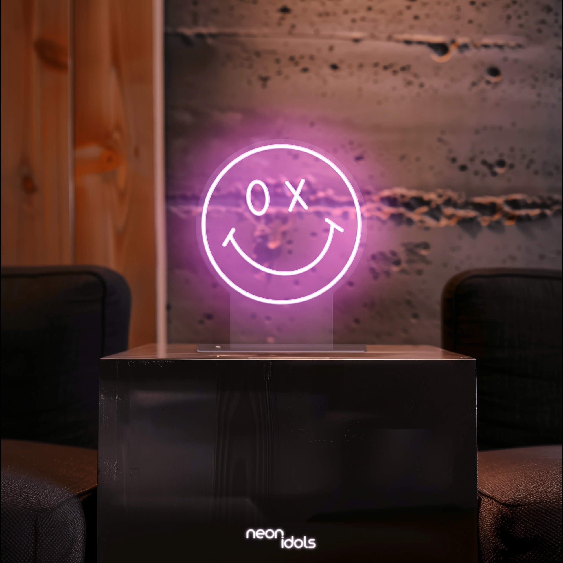 HappyGlow - Neonidols