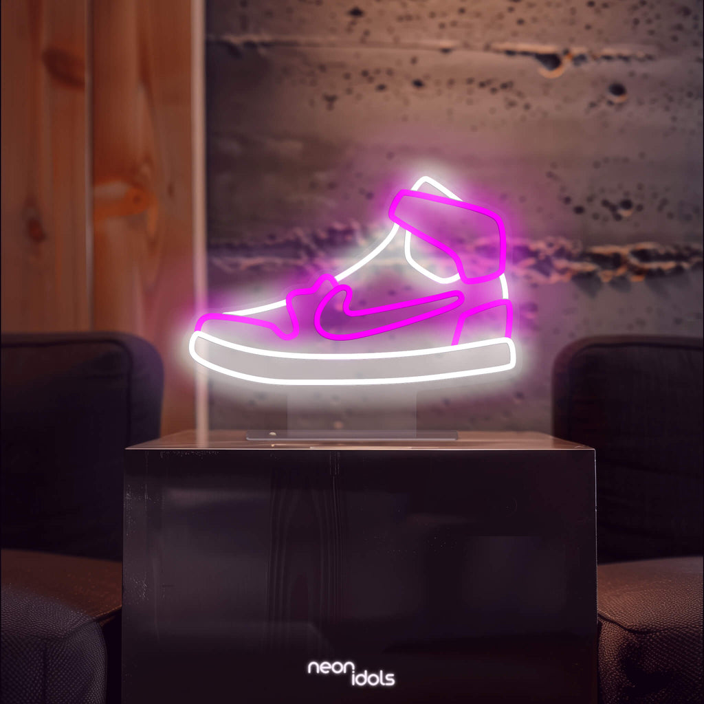 SneakerGlow - Neonidols